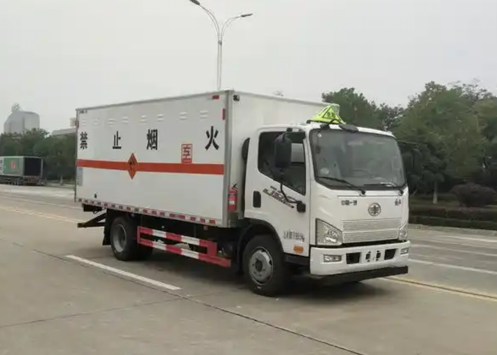 七星爆破器材运输车可以上高速吗？